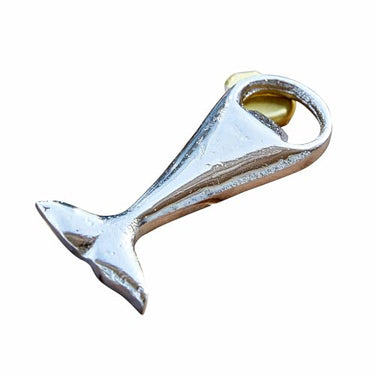 LOBERON Flaschenöffner Illas, Delfinflossen-Design, robust und griffig, Küchenutensilien, Küchenzubehör, Aluminiumguss, silber im Sale